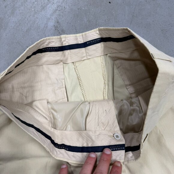 Burberry London Corduroy Pants Lightweight Cotton Made in USA Beige 36x33 - Picture 4 of 10